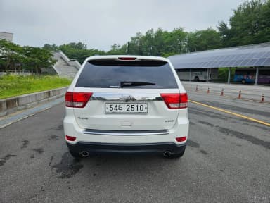 Grand Cherokee