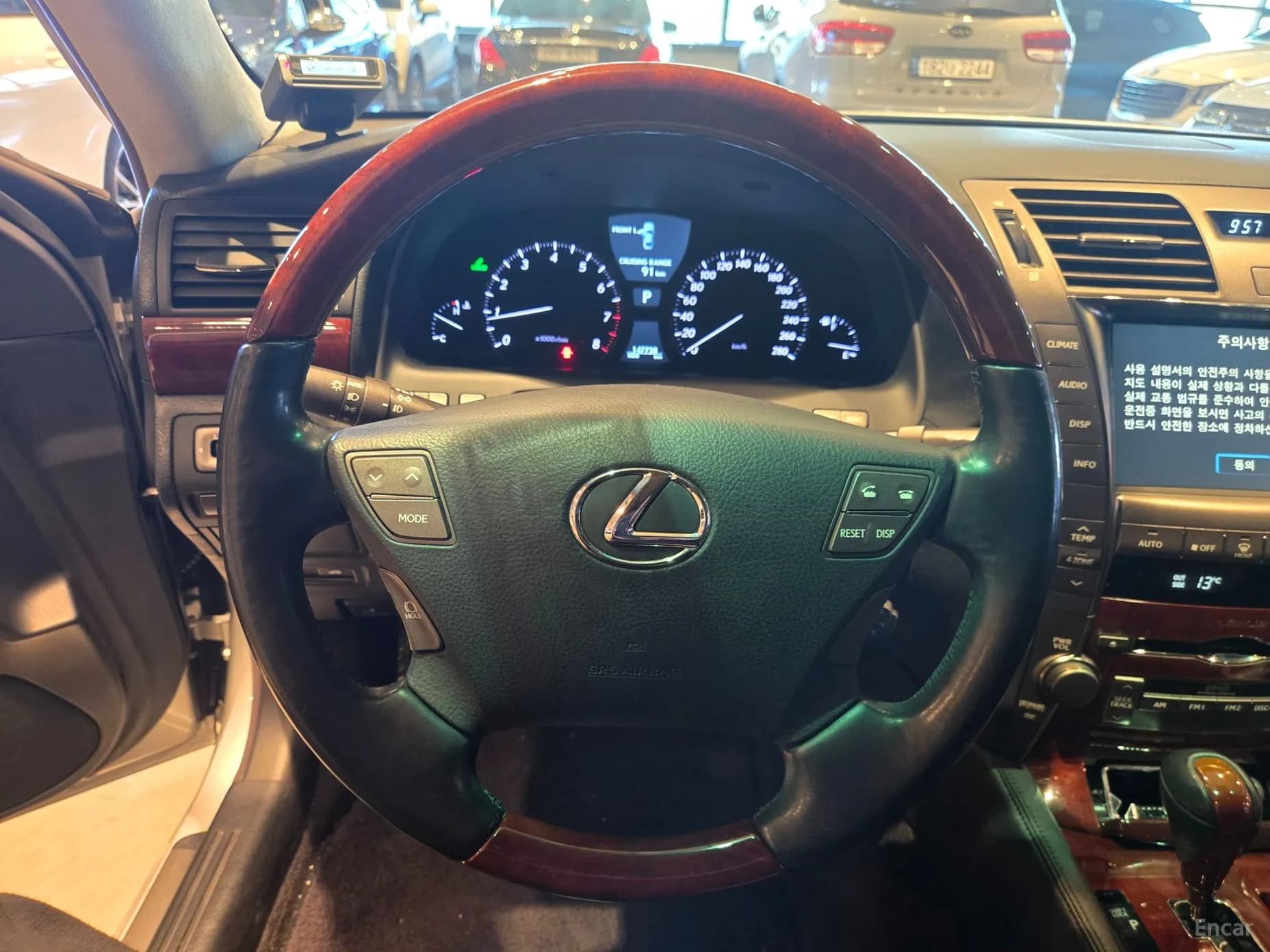 LS460L