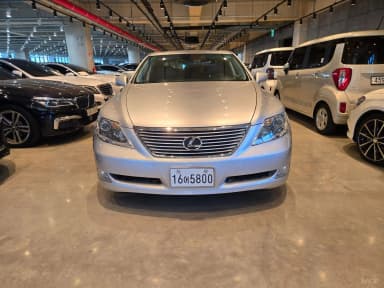 LS460L