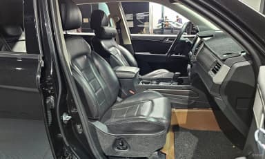 G4 Rexton