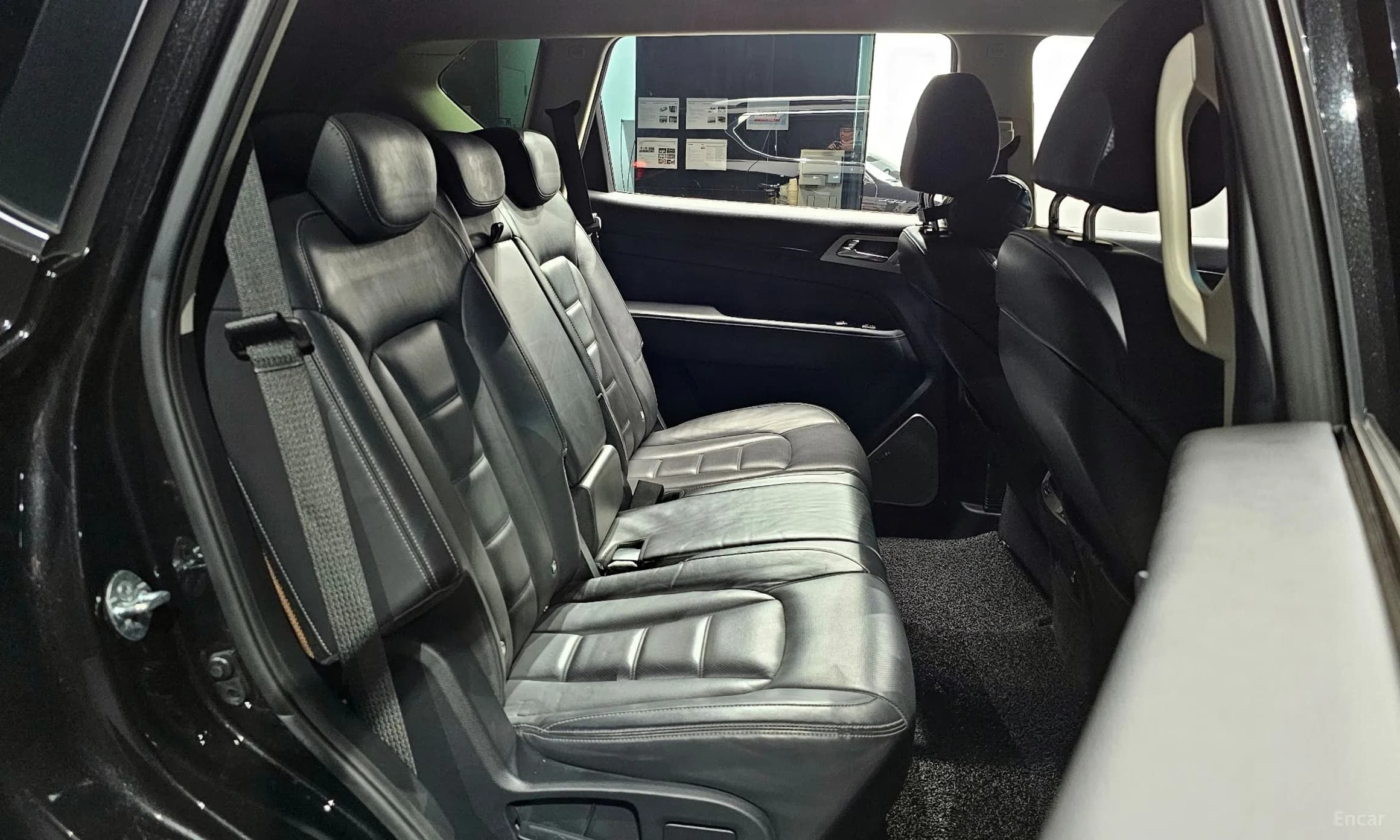 G4 Rexton