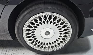 G90