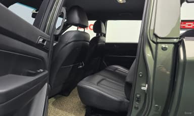 Rexton Sports Khan