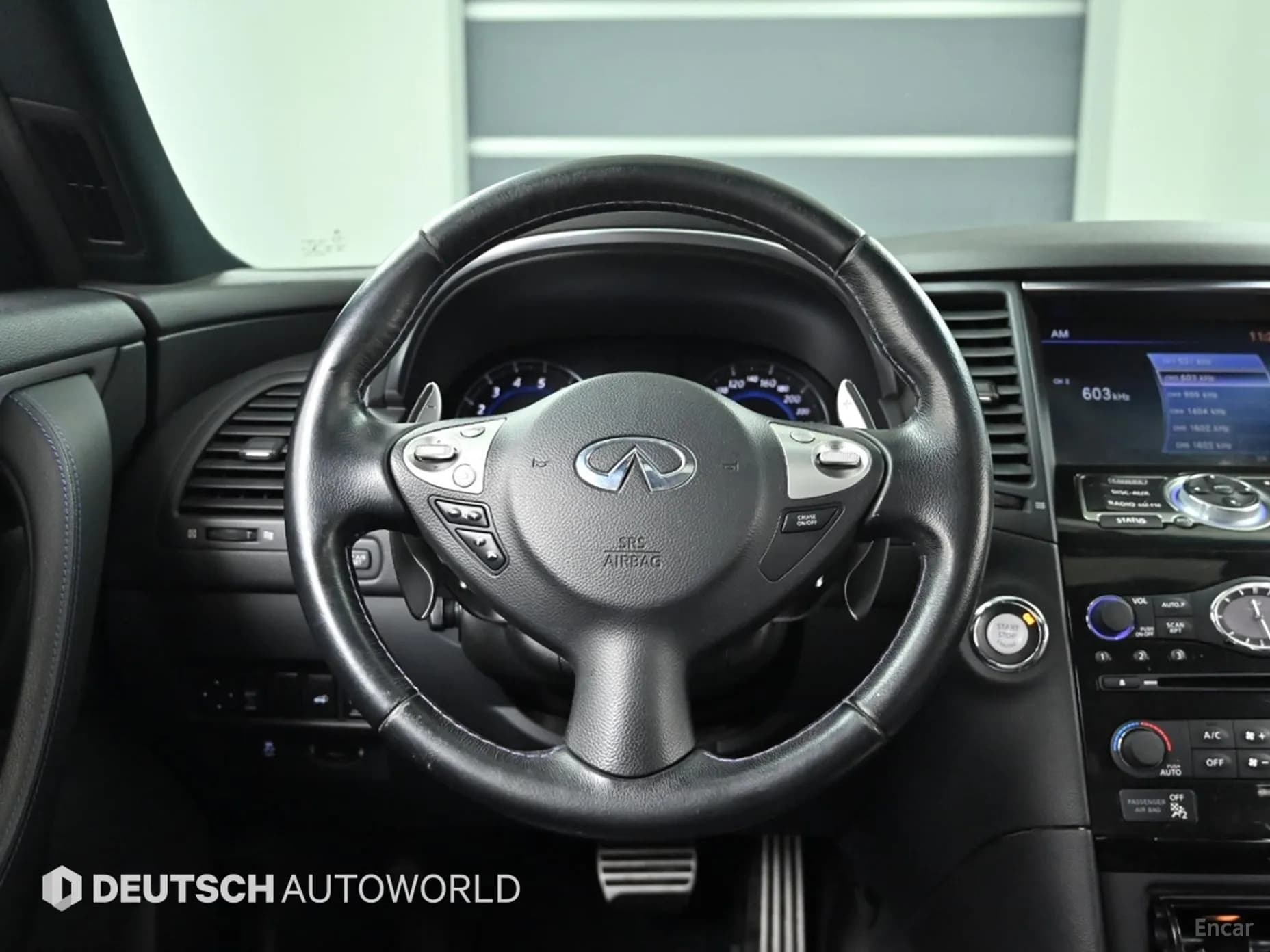QX70