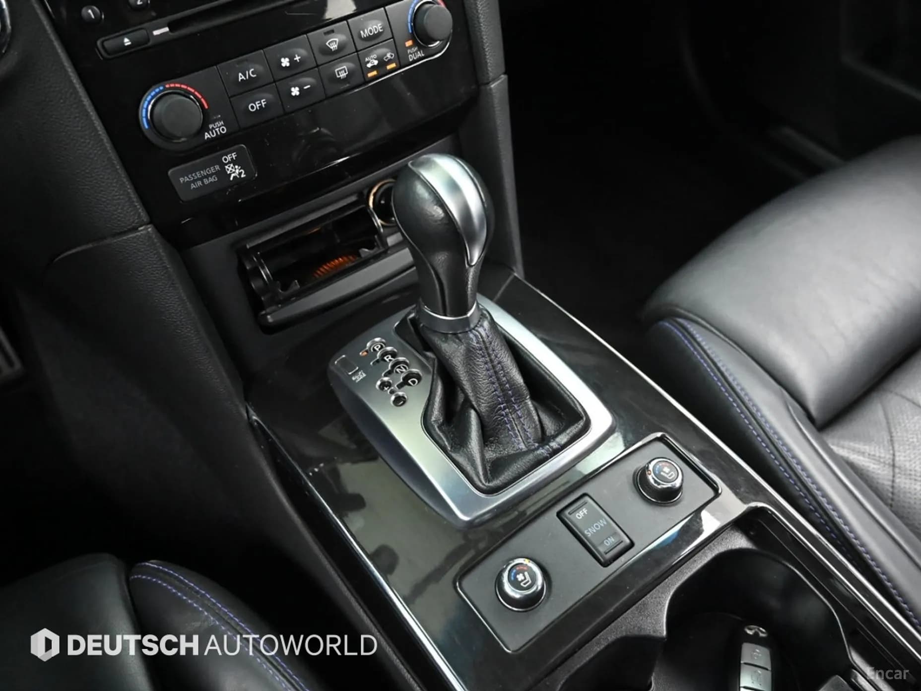 QX70