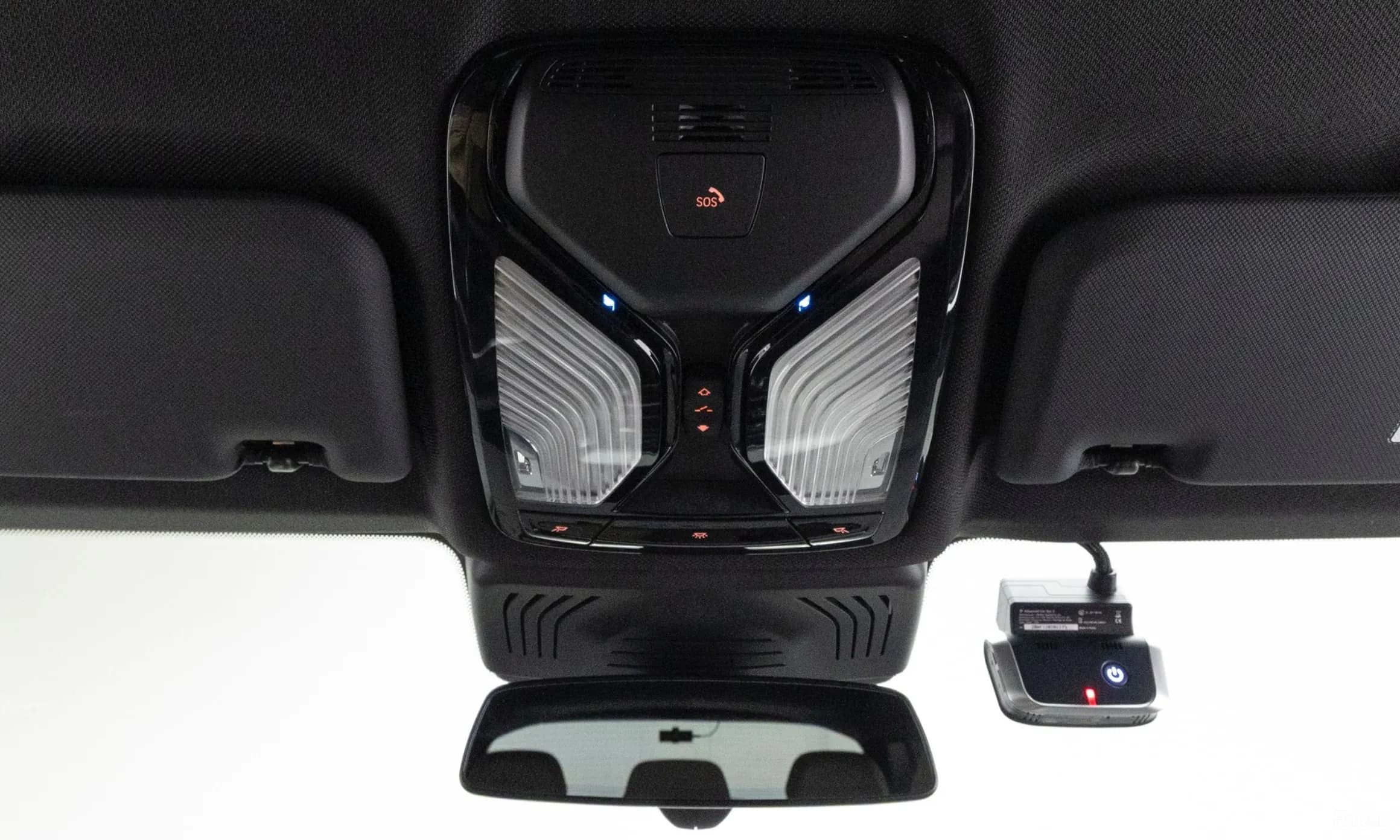 X3 (G01)