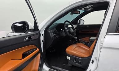 Rexton Sports Khan