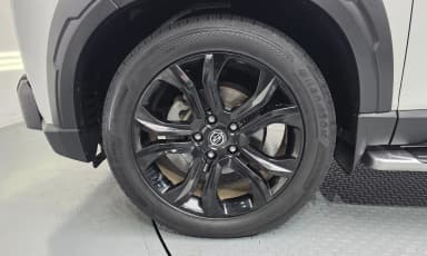 Rexton Sports Khan