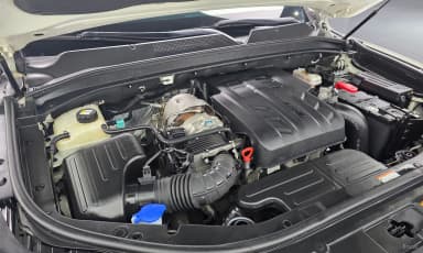 Rexton Sports Khan