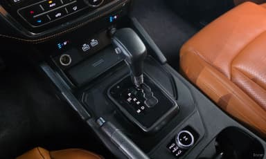 Rexton Sports Khan