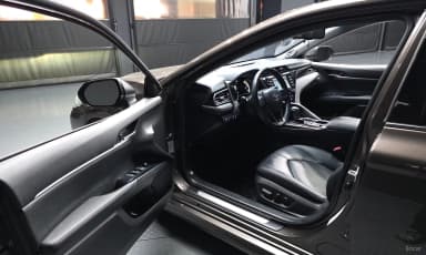 Camry (XV70)