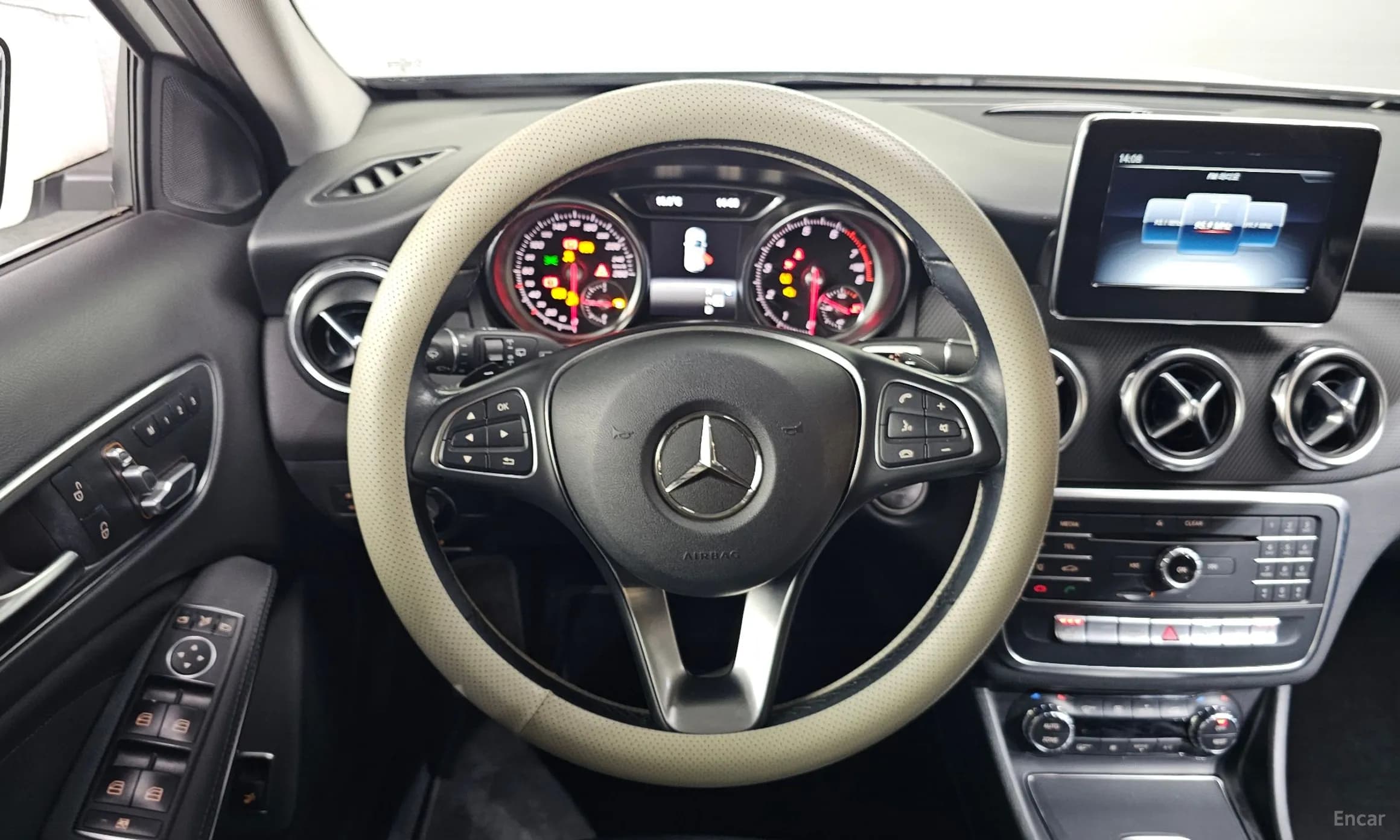 GLA-Class X156