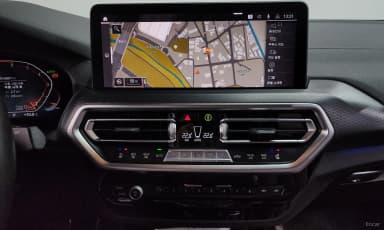 X4 (G02)