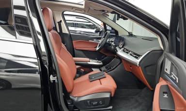 2 Series Active Tourer (U06)