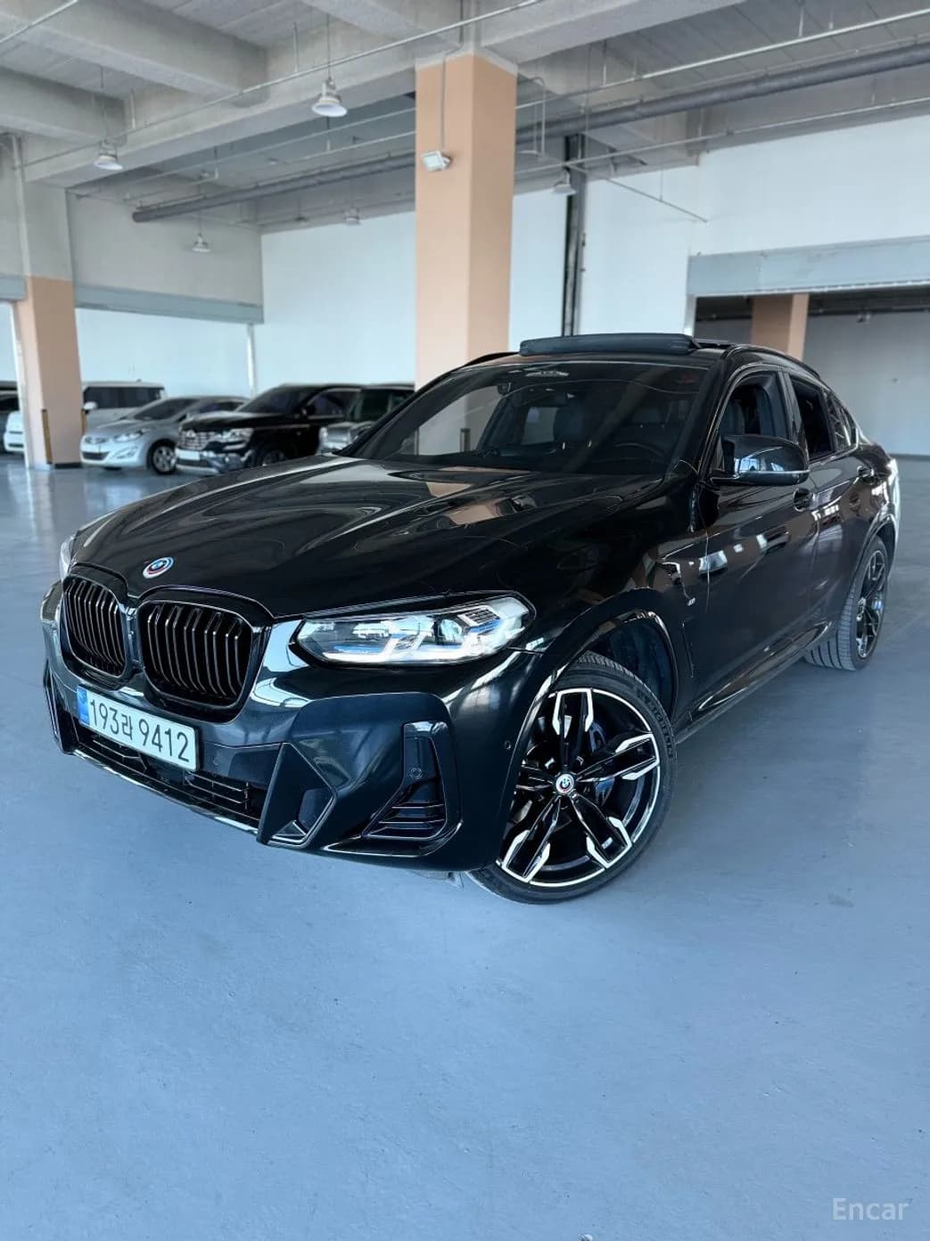 X4 (G02)