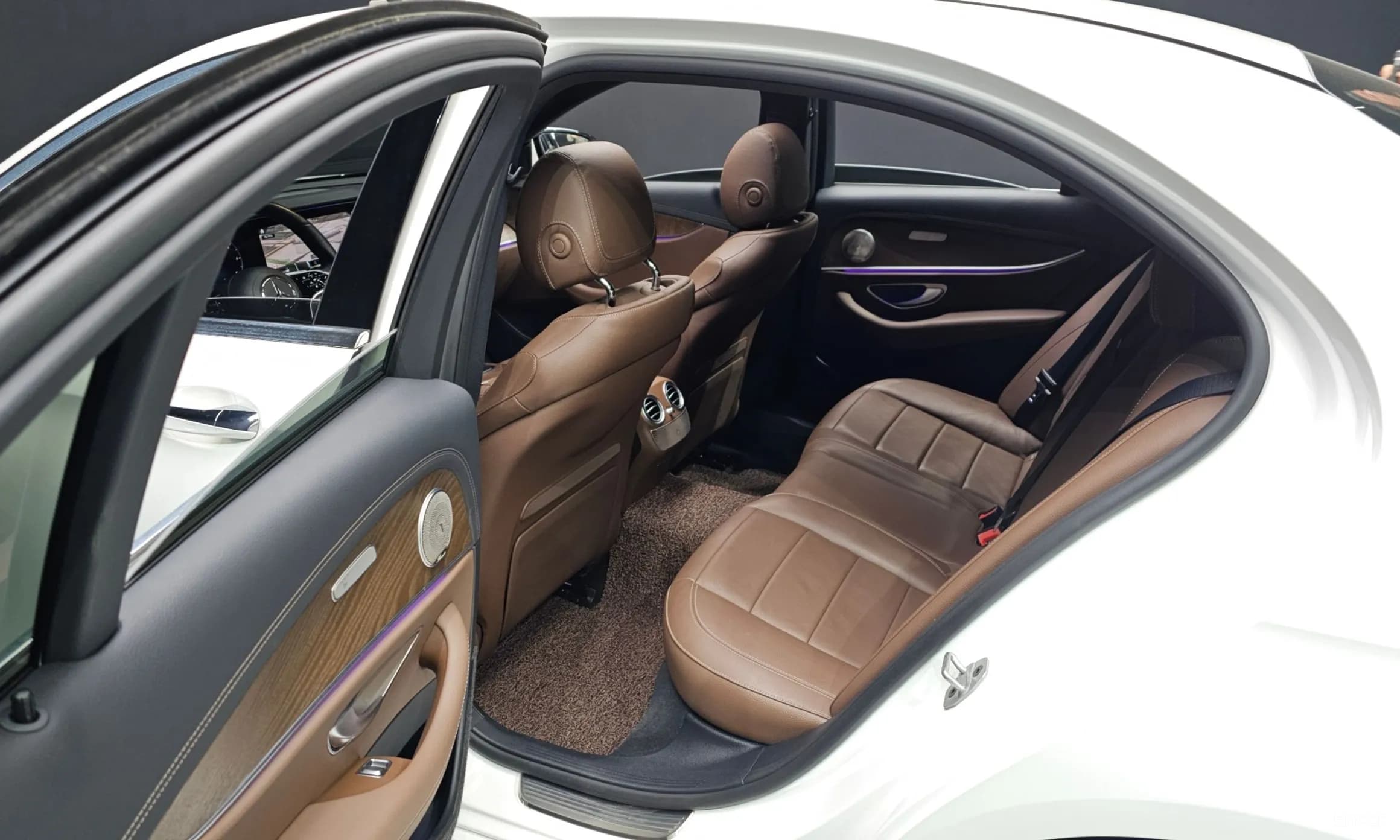 E-Class W213
