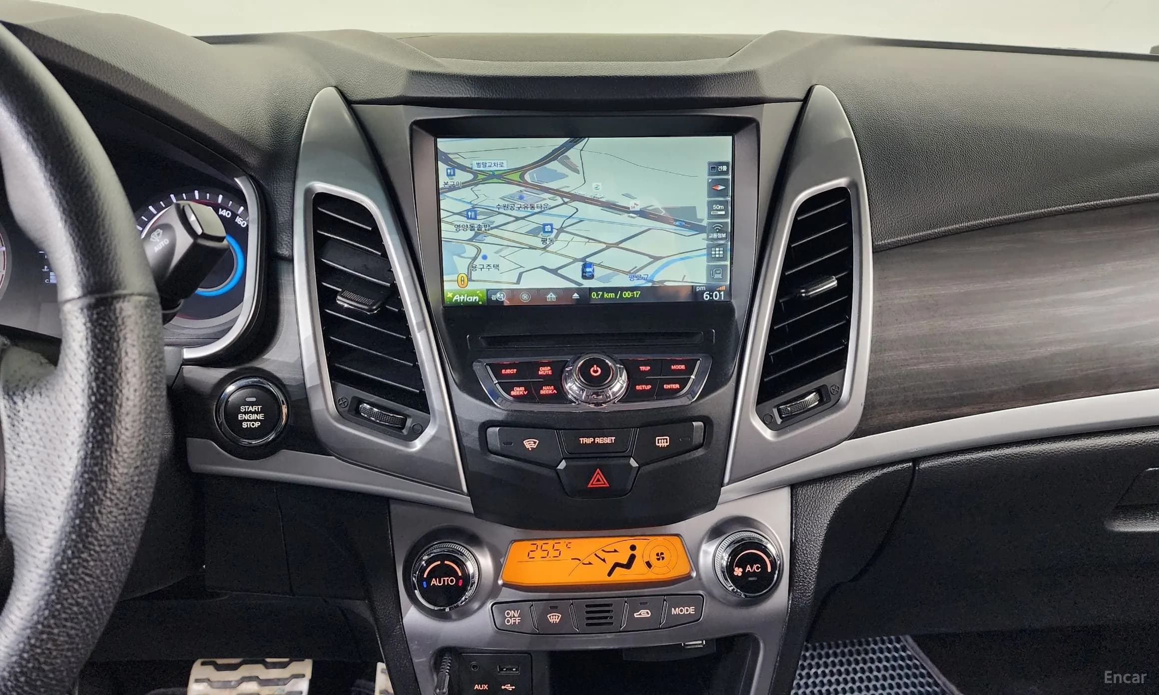 Korando C