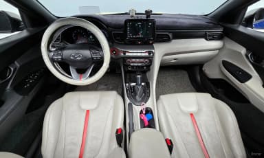Veloster (JS)