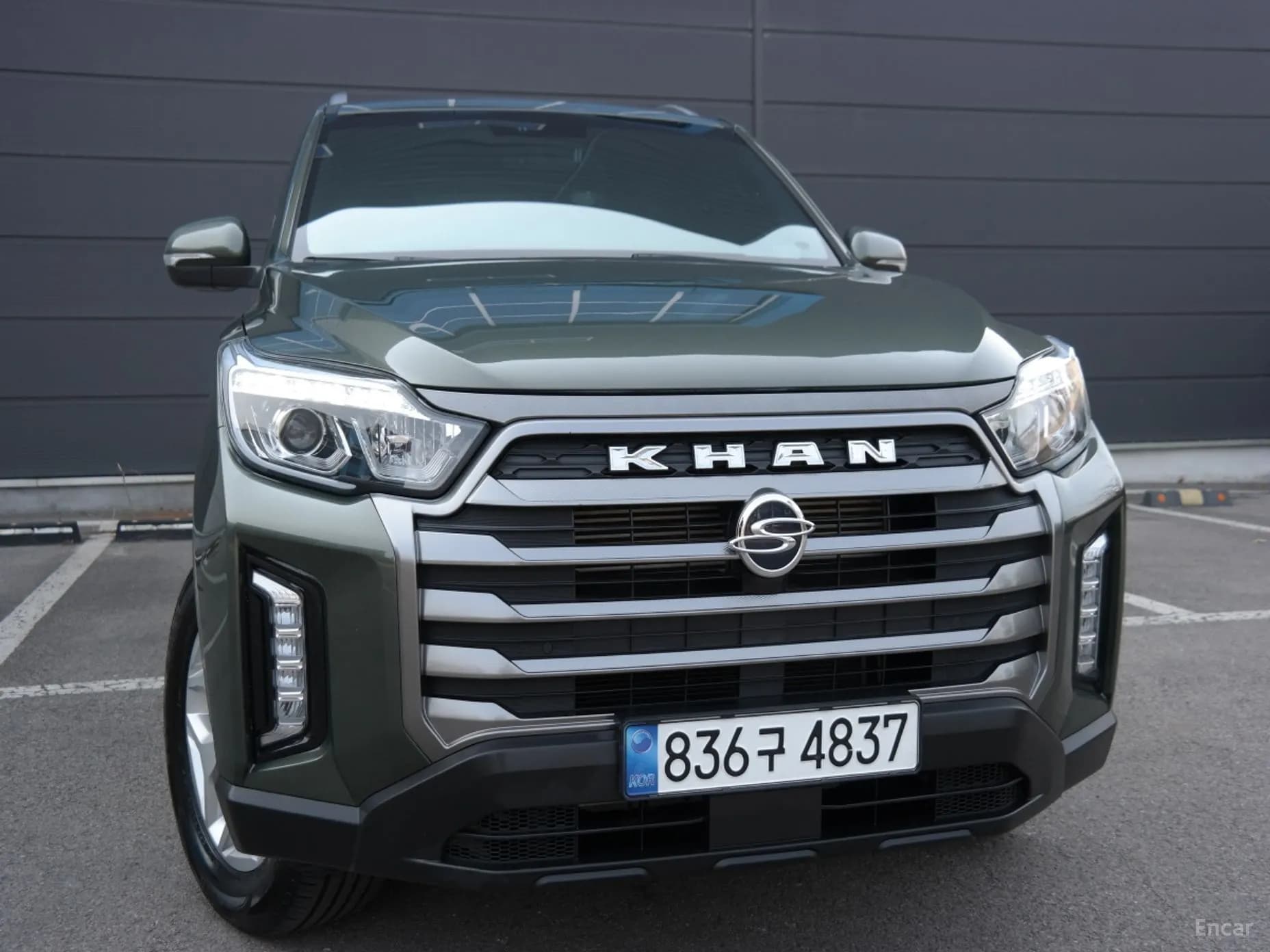 Rexton Sports Khan