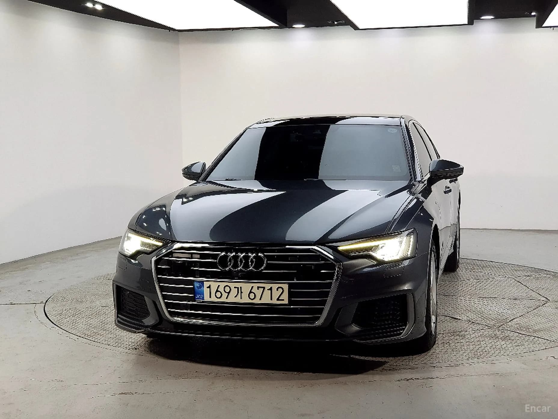 A6 (C8)