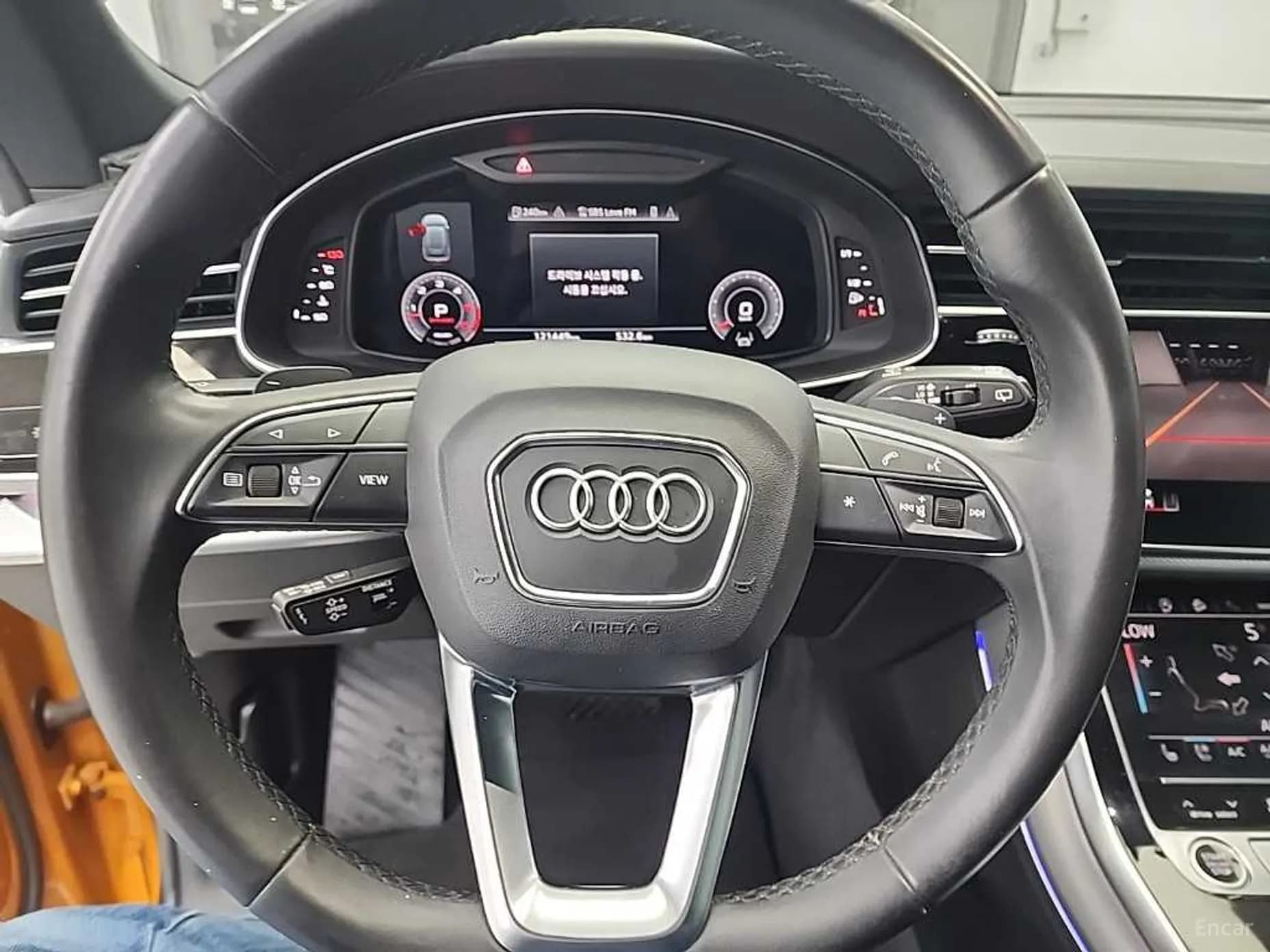 Q8 (4M)