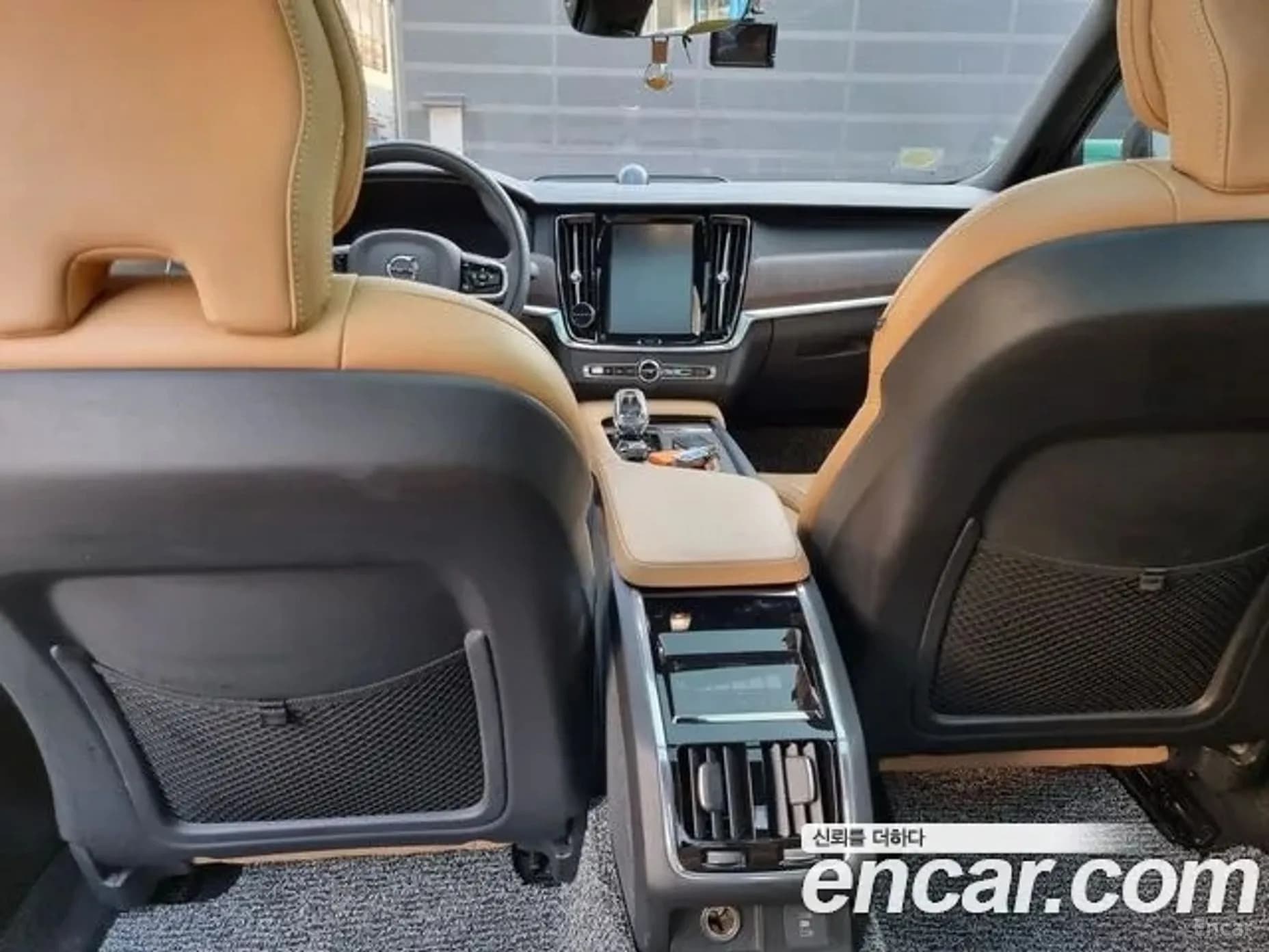 S90
