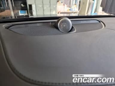 S90