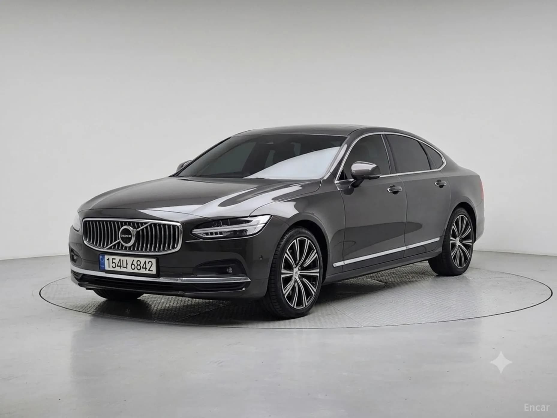 S90