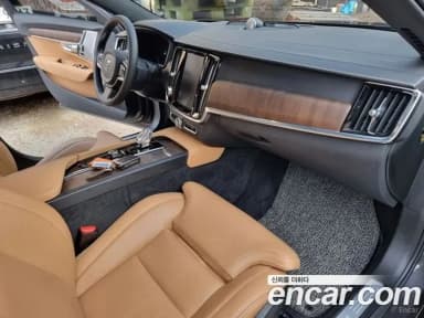 S90