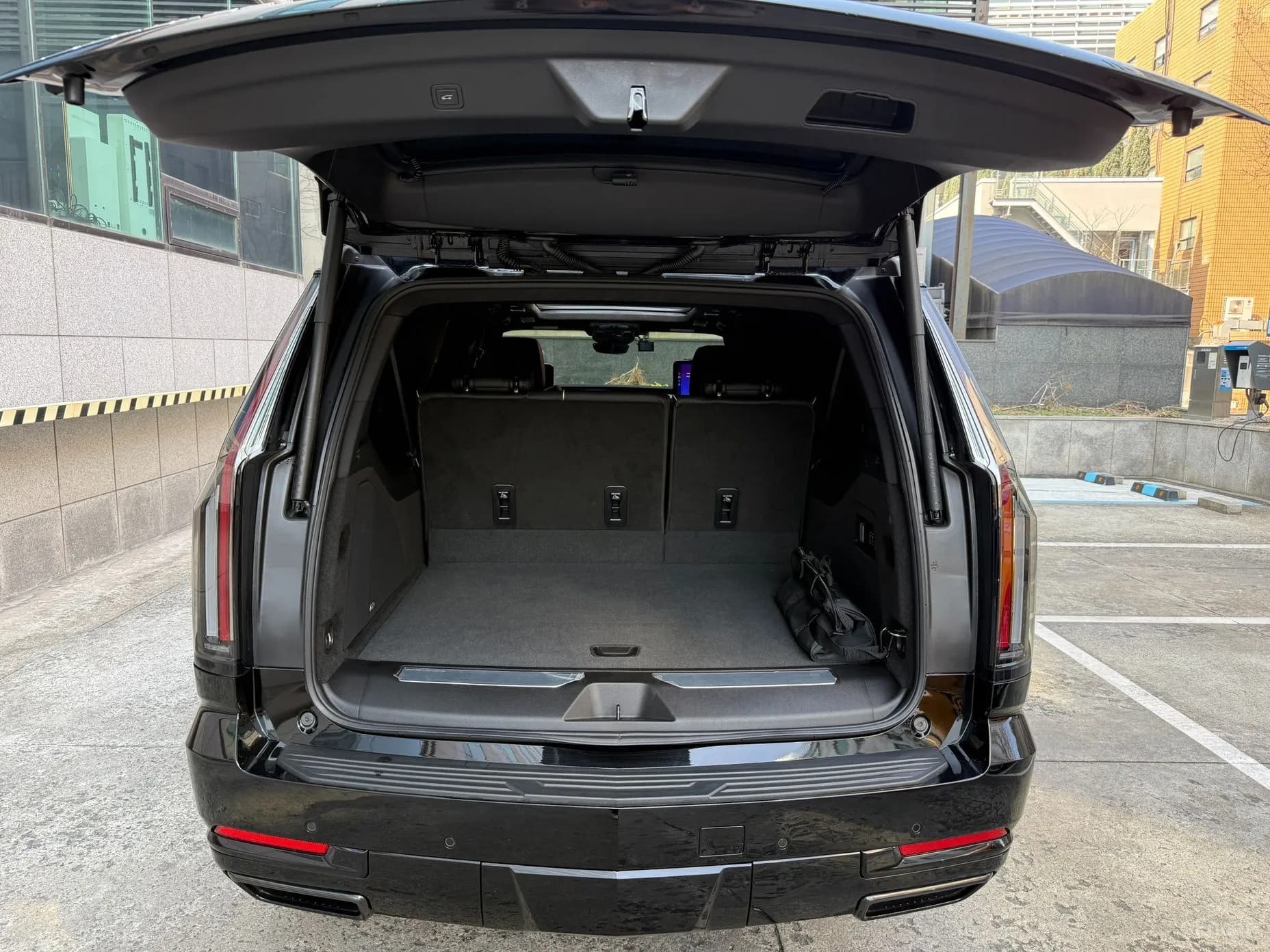 Escalade 5th Generation