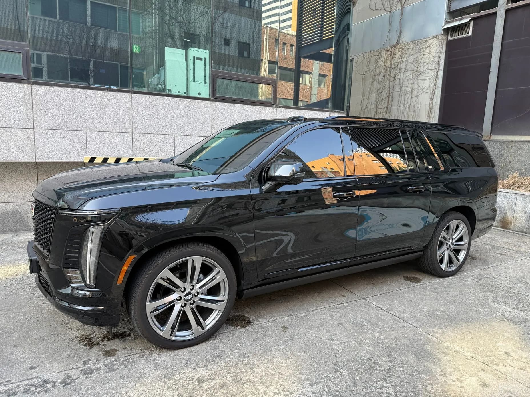 Escalade 5th Generation