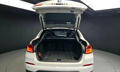 X4 (F26)