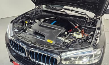 X5 (F15)