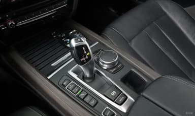 X5 (F15)