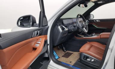 X7 (G07)