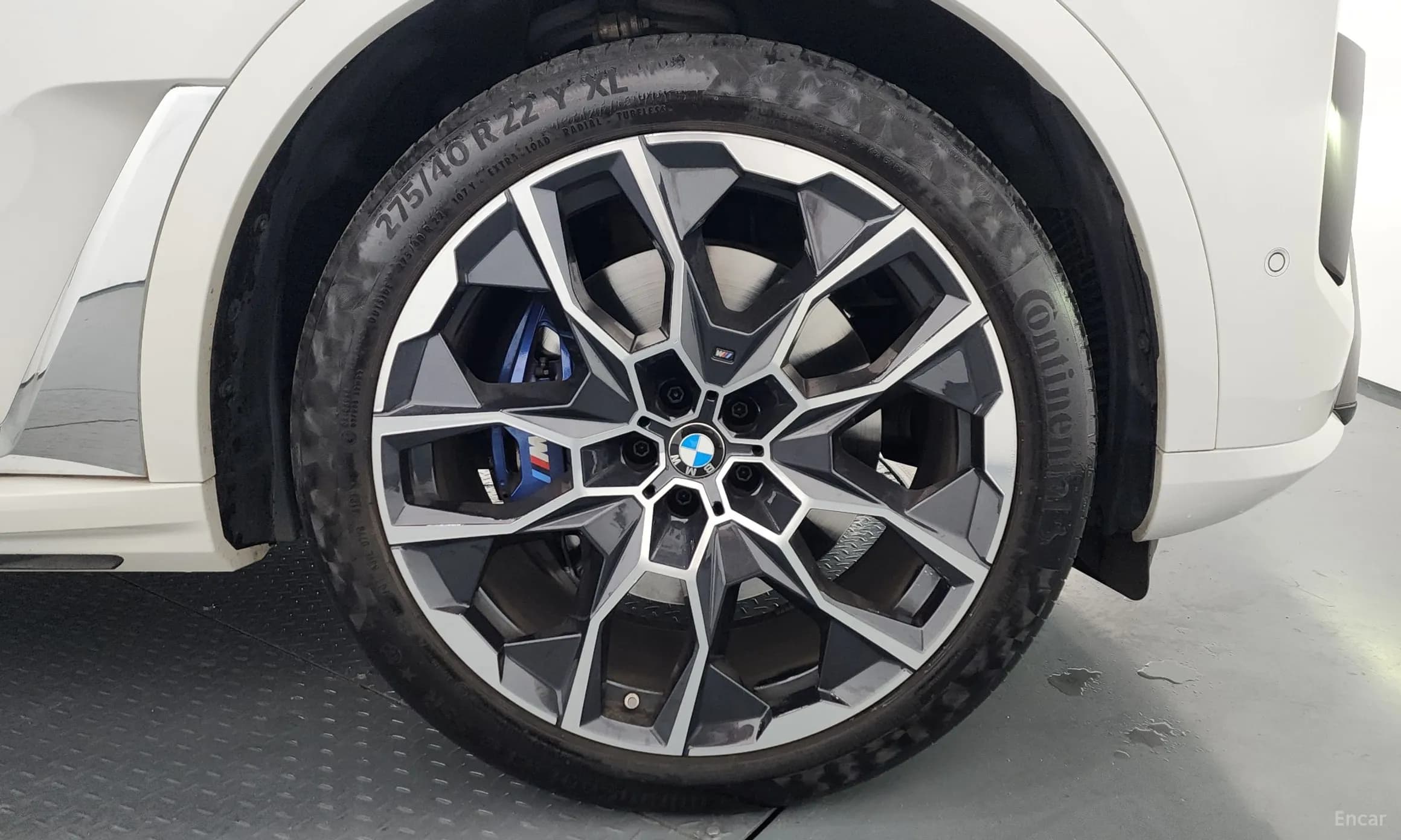 X7 (G07)