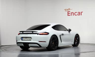 718 Cayman