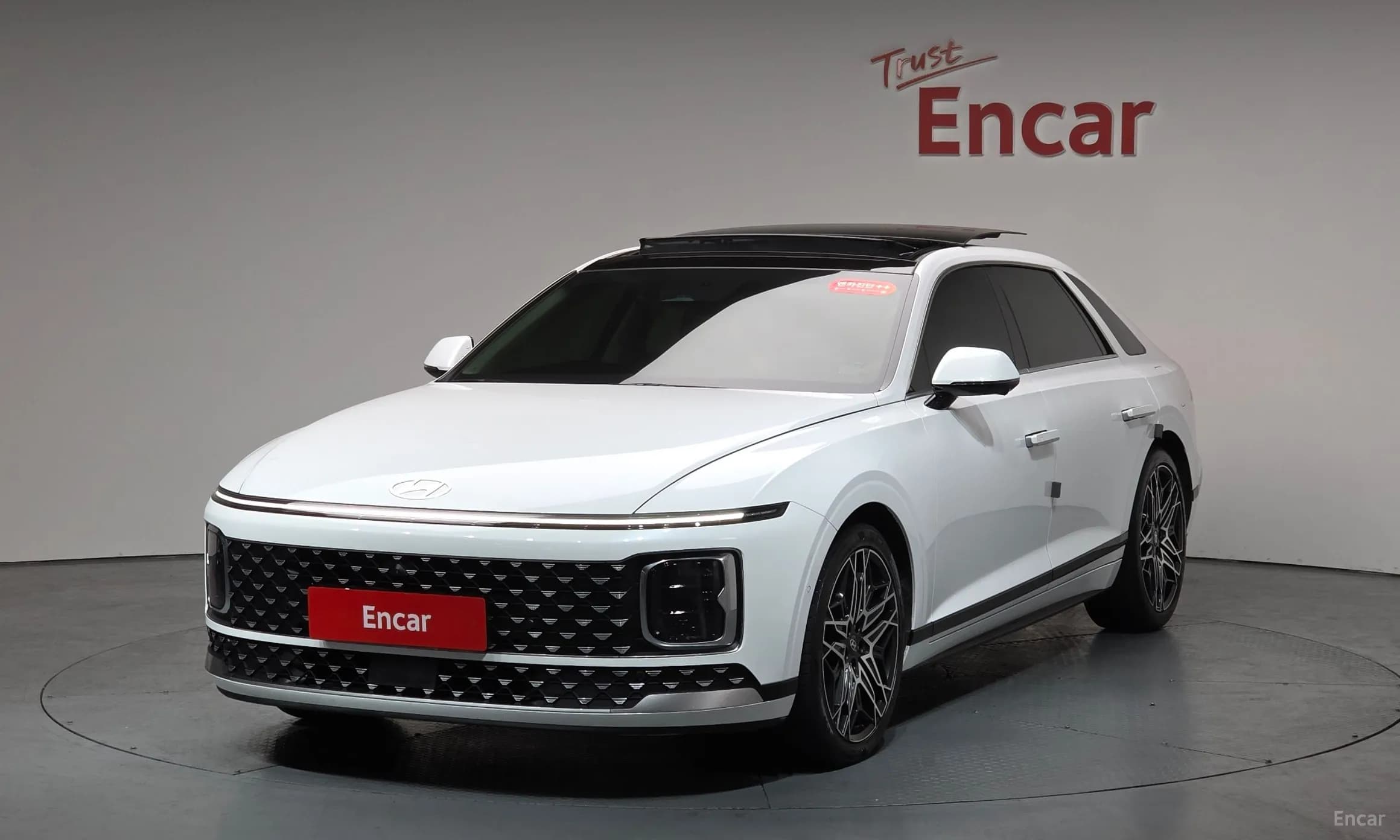 Grandeur Hybrid (GN7)