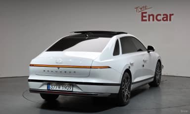 Grandeur Hybrid (GN7)