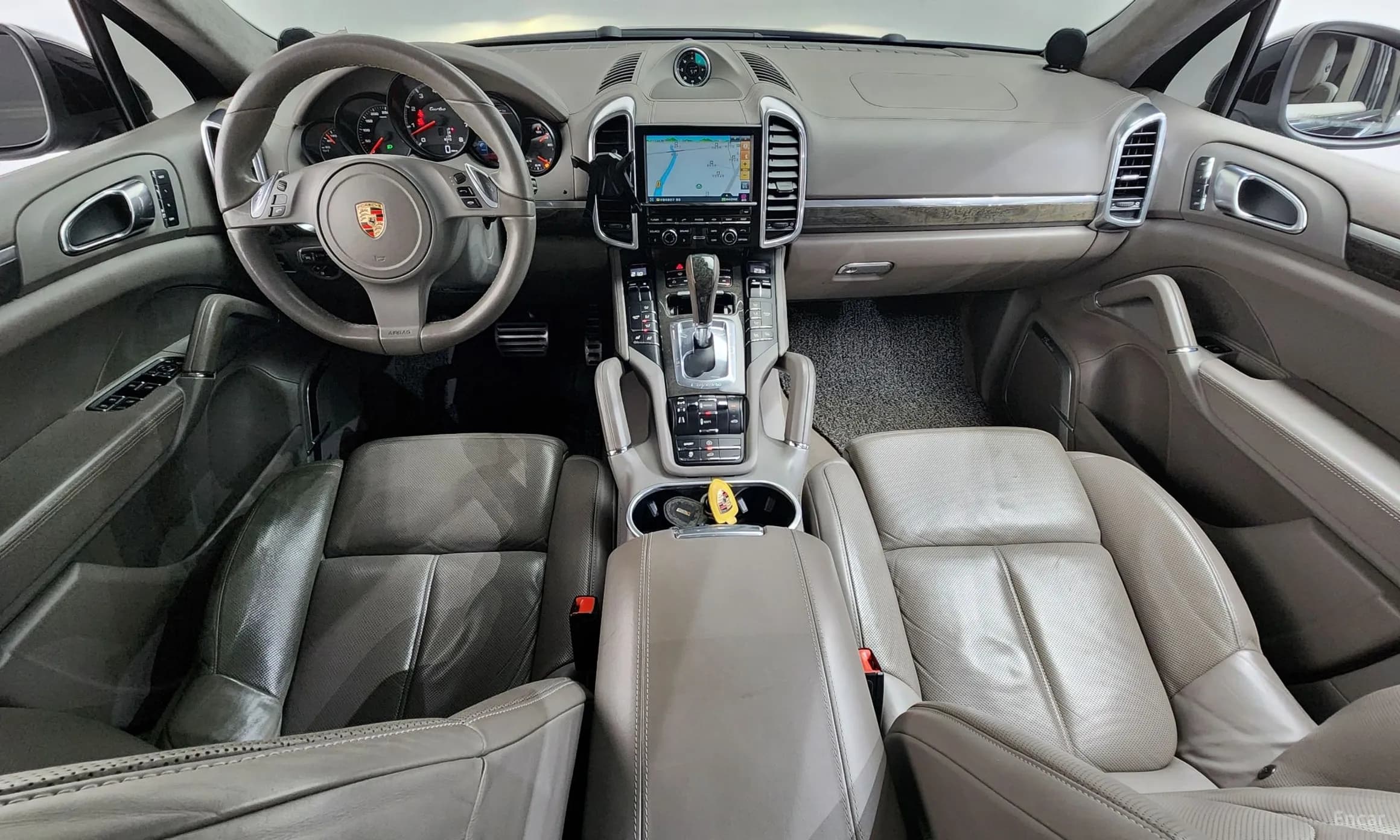 New Cayenne