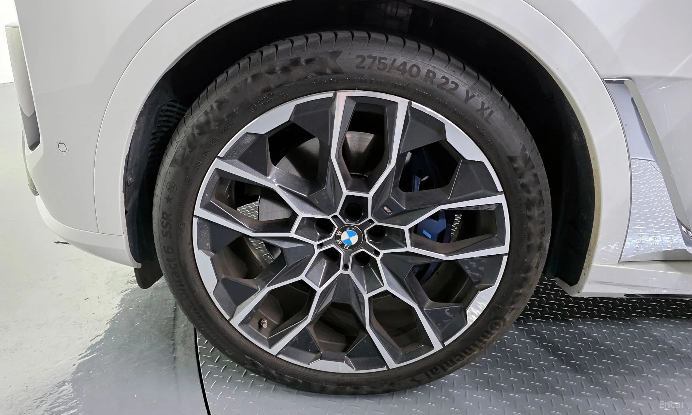 X7 (G07)