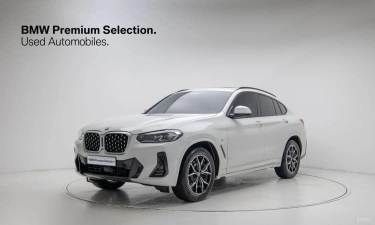 X4 (G02)