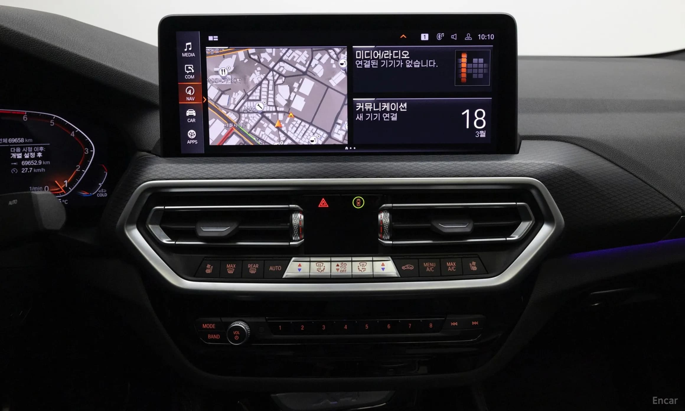 X4 (G02)