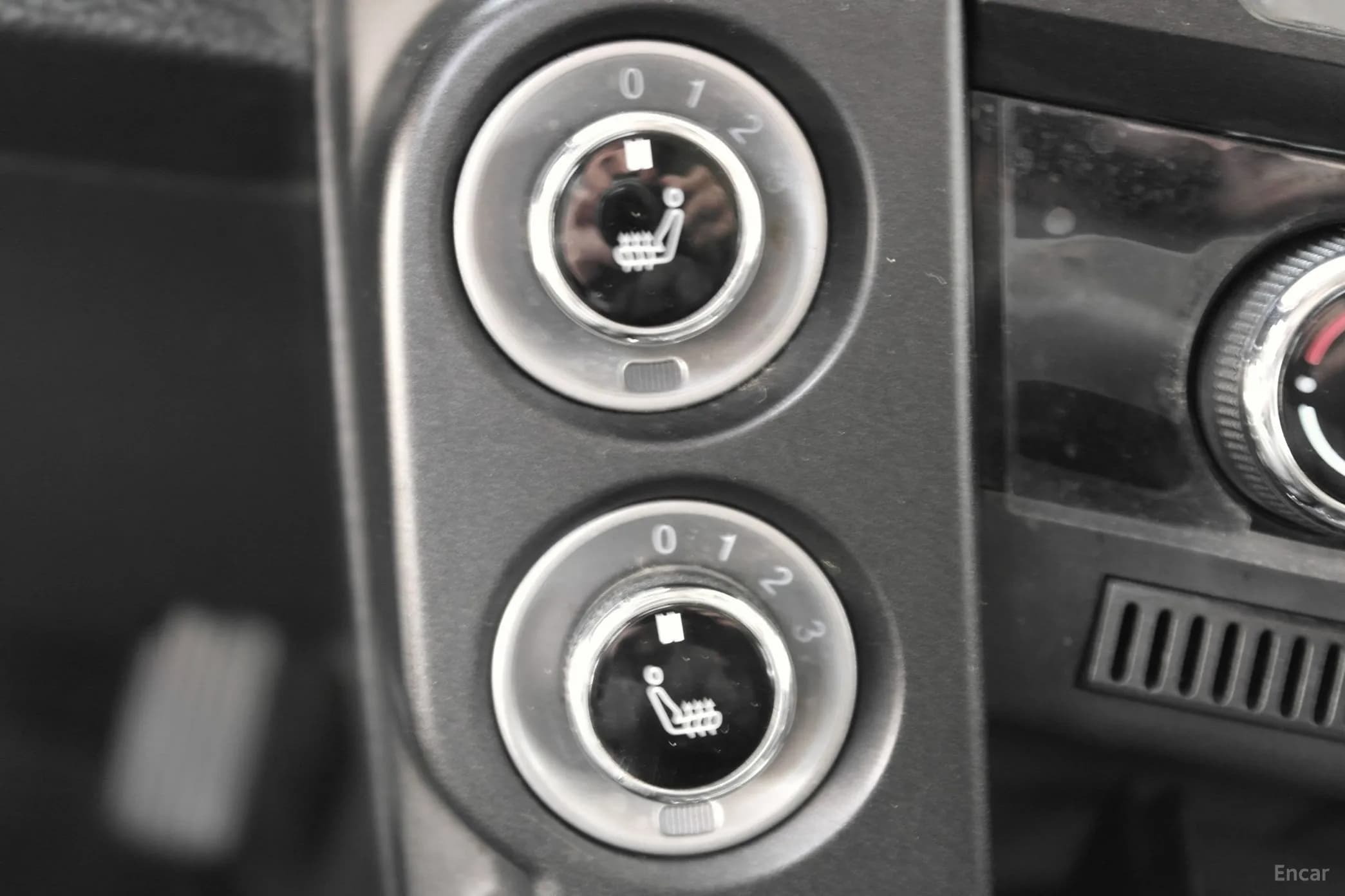 Korando Sports
