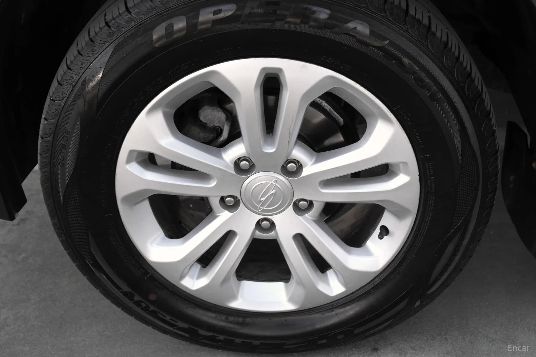 Korando Sports