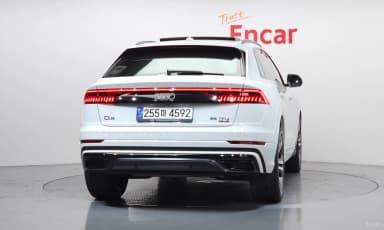 Q8 (4M)