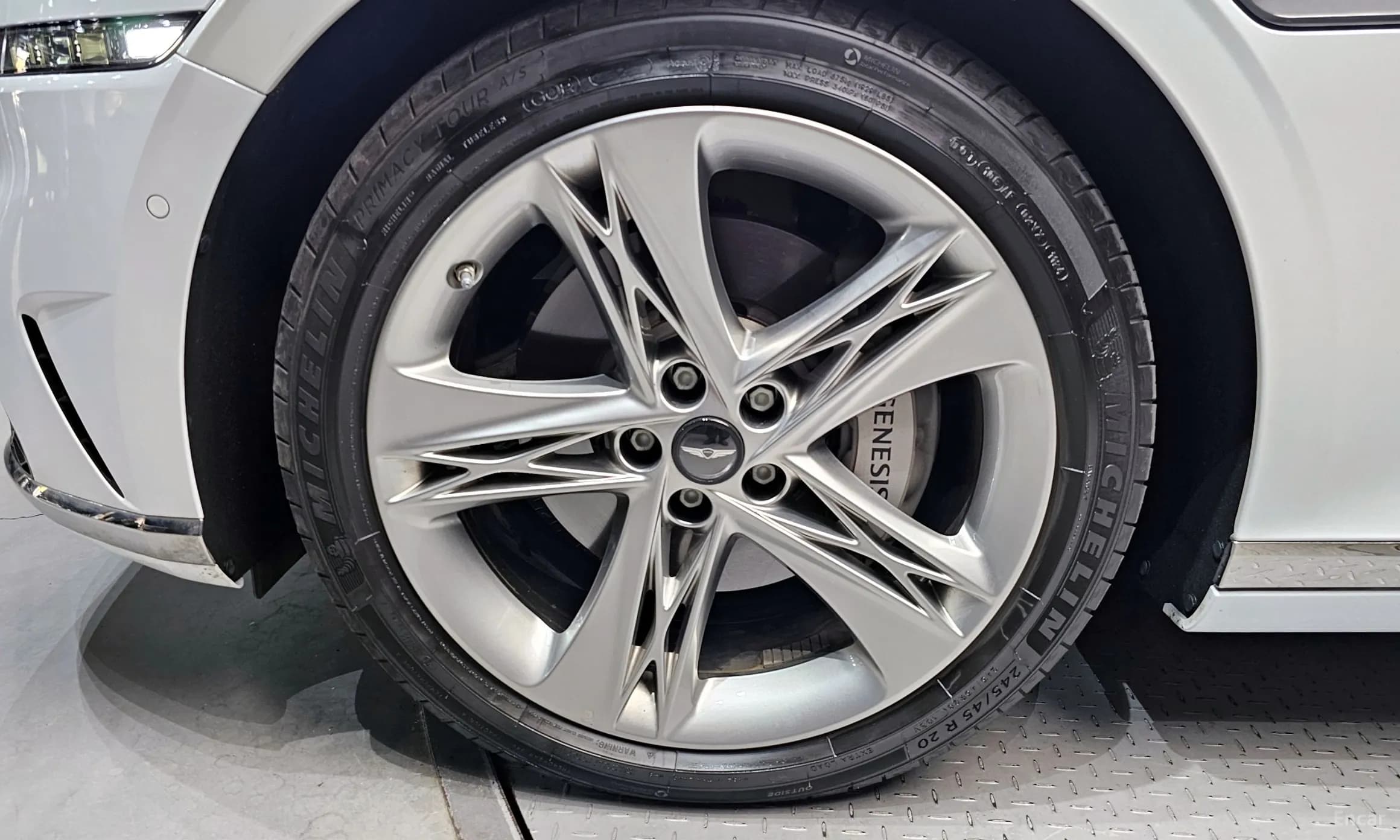 G90 (RS4)
