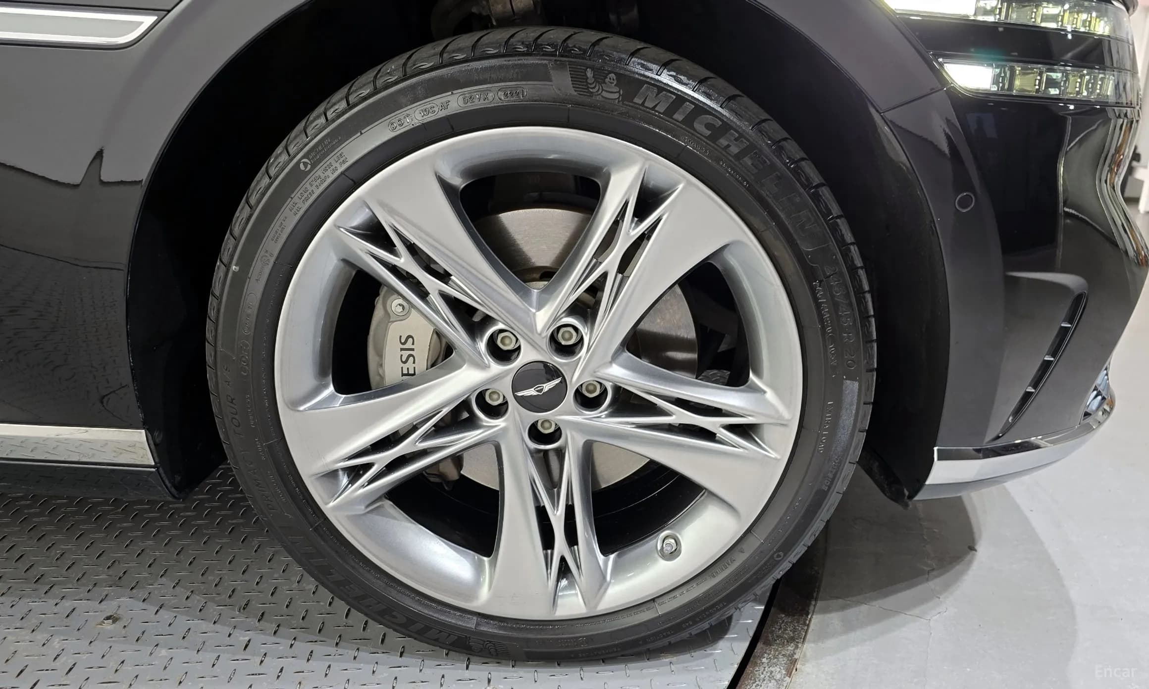 G90 (RS4)