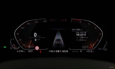 X3 (G01)