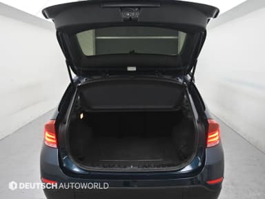 X1 (E84)
